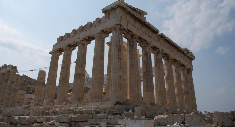 Warum ist Athen berühmt?