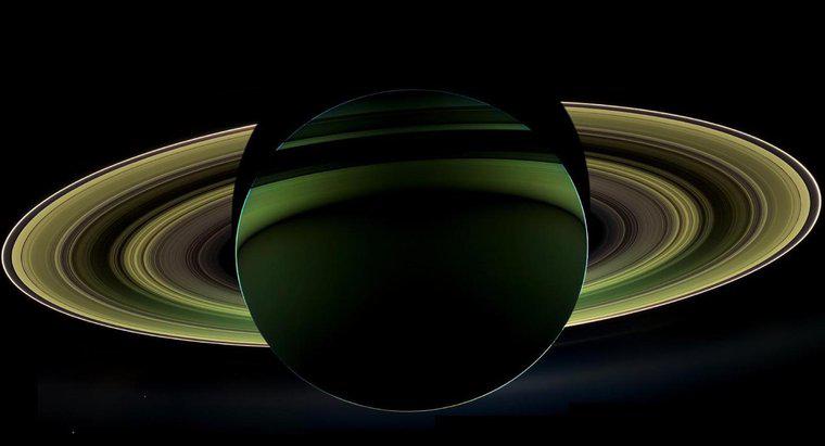 Was verursacht die Cassini-Teilung in den Saturnringen?