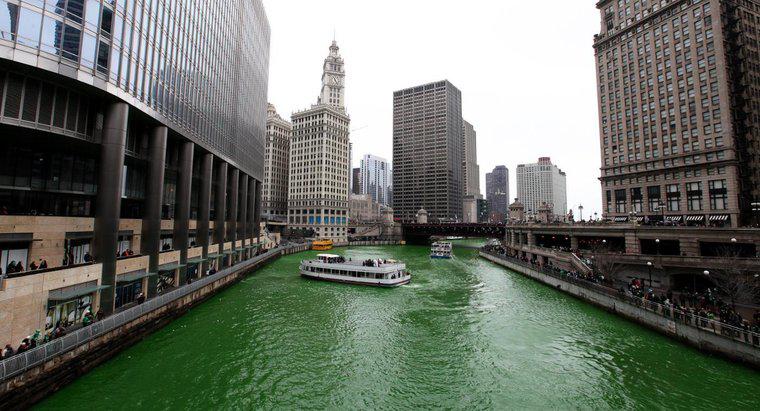 Wie viel Farbstoff braucht es, um den Chicago River grün zu machen?