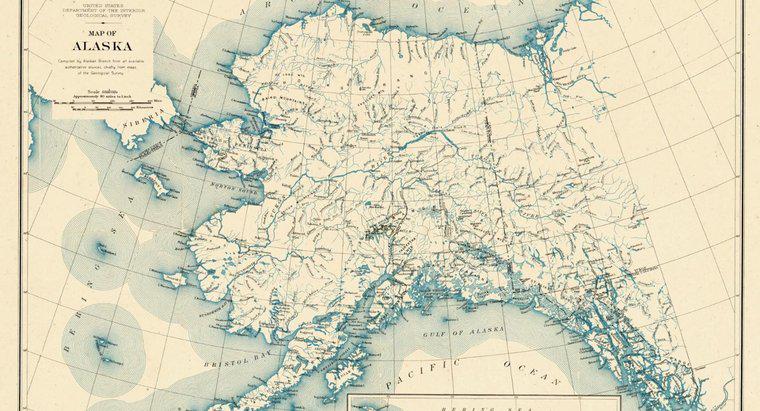 Welches Land liegt östlich von Alaska?
