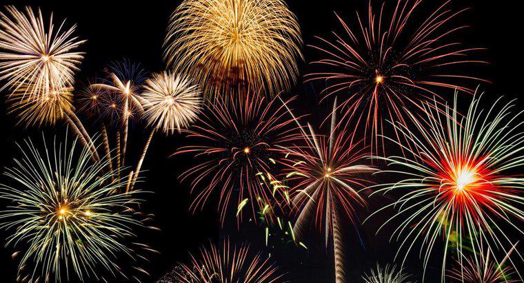 Warum wird der 4. Juli mit einem Feuerwerk gefeiert?