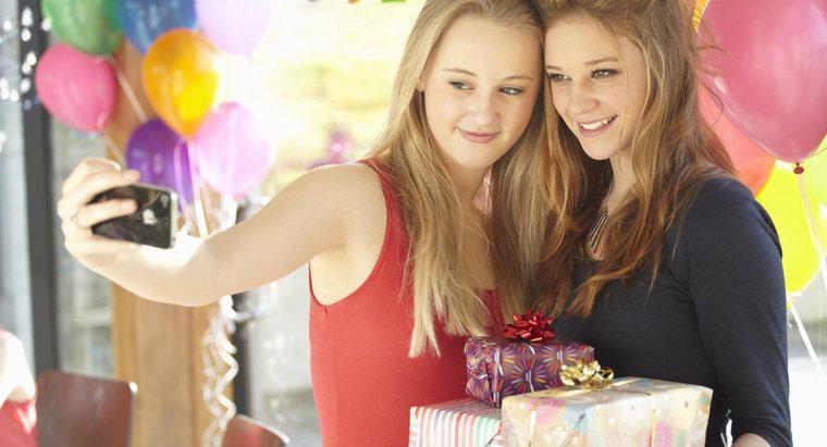Was sind gute Geburtstagsgeschenke für Teenager?