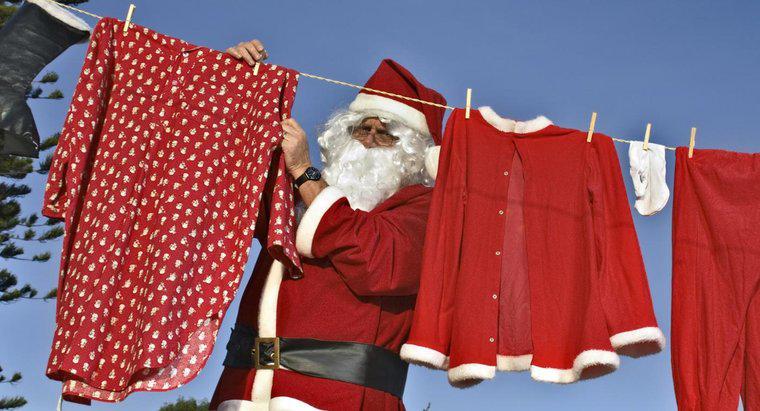 Welche Farbe hatte der Anzug des Weihnachtsmanns ursprünglich?
