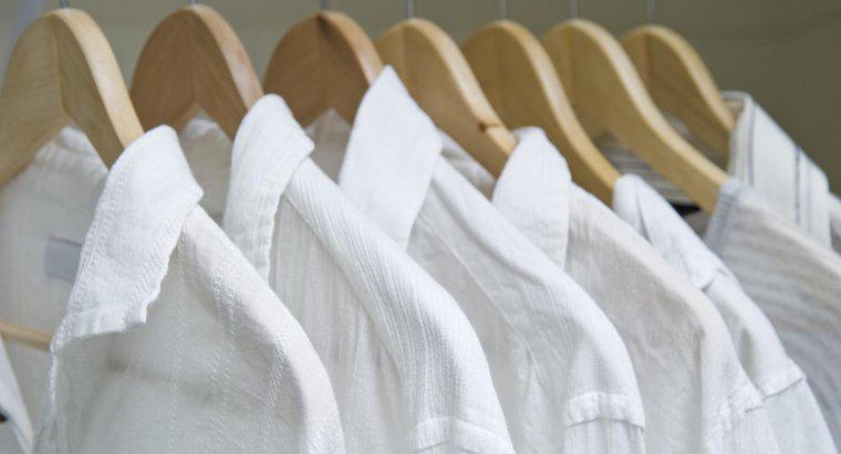 Was kann ich verwenden, um Baumwollhemden weiß zu halten?