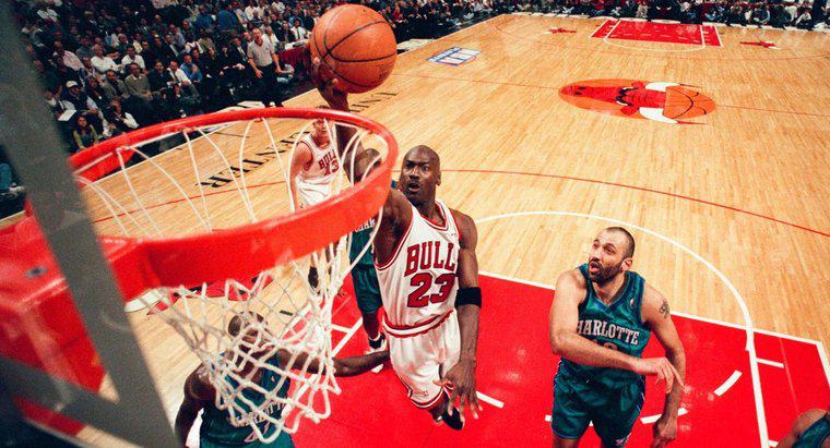 Was sind die wertvollsten Michael Jordan-Karten?