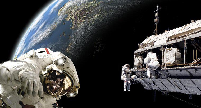 Wie lange würde die Fahrt zur Internationalen Raumstation dauern?