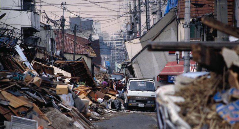Was ist die durchschnittliche Anzahl von Erdbeben pro Jahr in Japan?