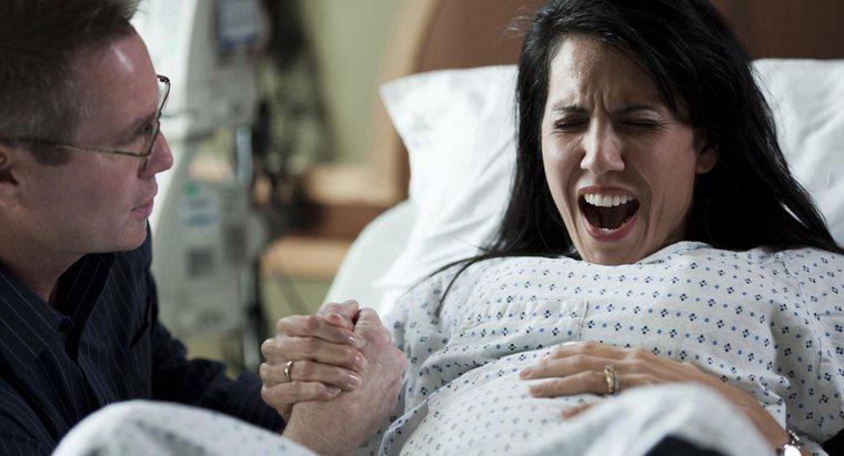 Wie lange bleibt HCG nach der Geburt in Ihrem System?