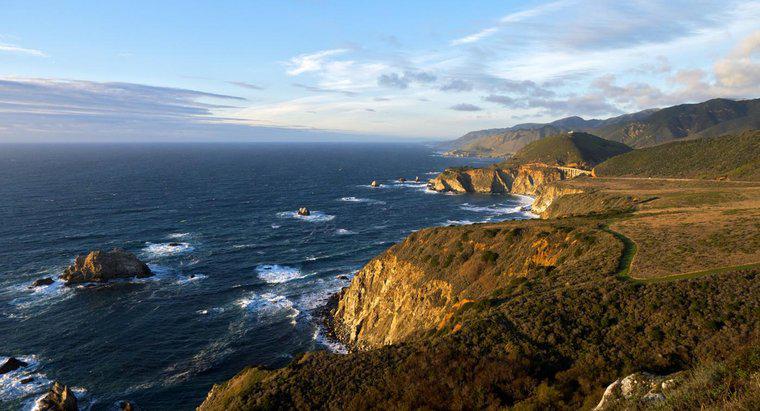 Was sind einige interessante Fakten über die kalifornische Küstenregion?