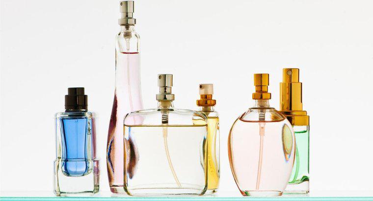 Was ist der Unterschied zwischen Parfum vs. Toilette?