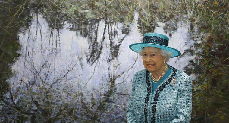 Ist die Königin von England die reichste Frau der Welt?
