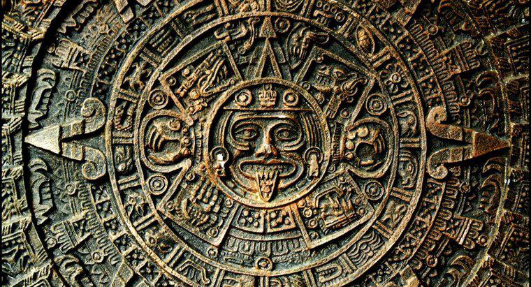 Wer hat die Azteken besiegt?