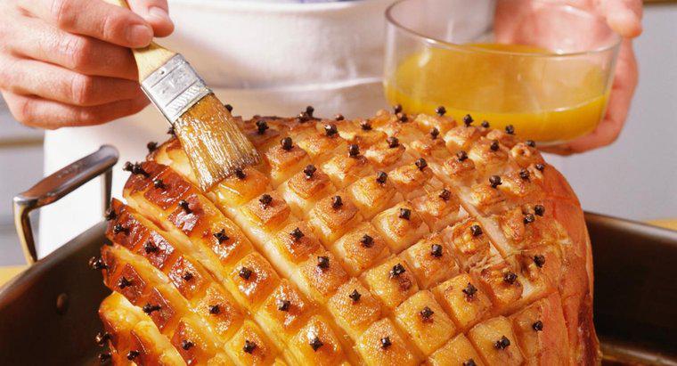 Können Sie sowohl braunen Zucker als auch Honig verwenden, um Schinkenglasur herzustellen?