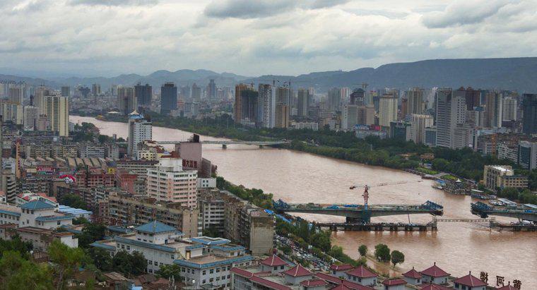 Warum wird der Huang-He-Fluss "Chinas Leid" genannt?