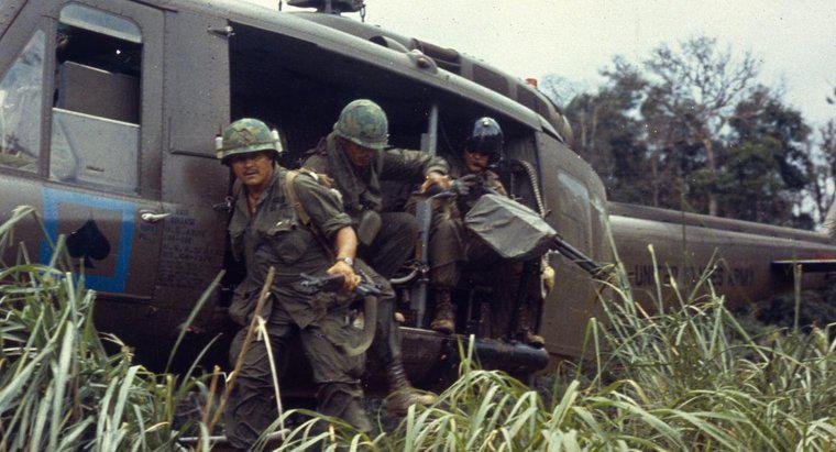 Was sind einige Vor- und Nachteile des Vietnamkrieges?