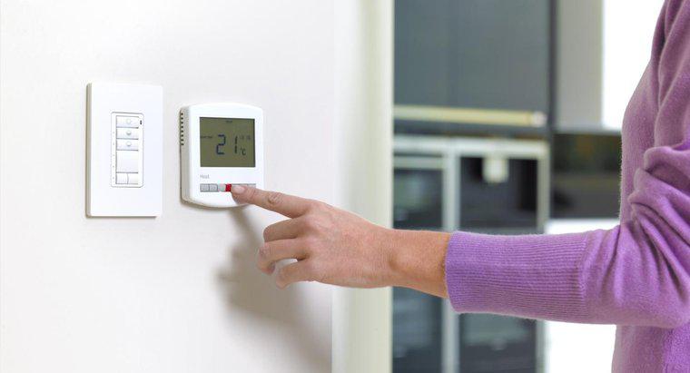 Worauf sollte ich meinen Thermostat im Sommer einstellen?