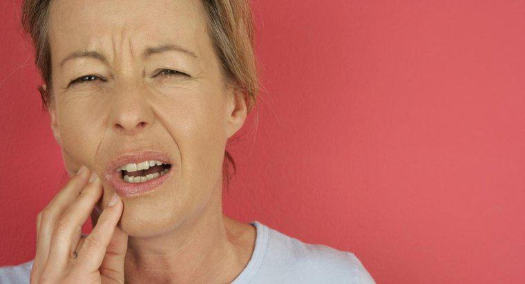 Was sind einige Heilmittel für Zahnschmerzen?
