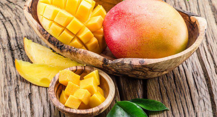 Wie isst man eine Mango richtig?