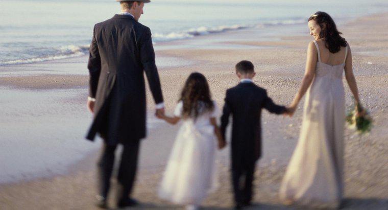 Wie schließt man Stiefkinder in die Eheversprechen ein?
