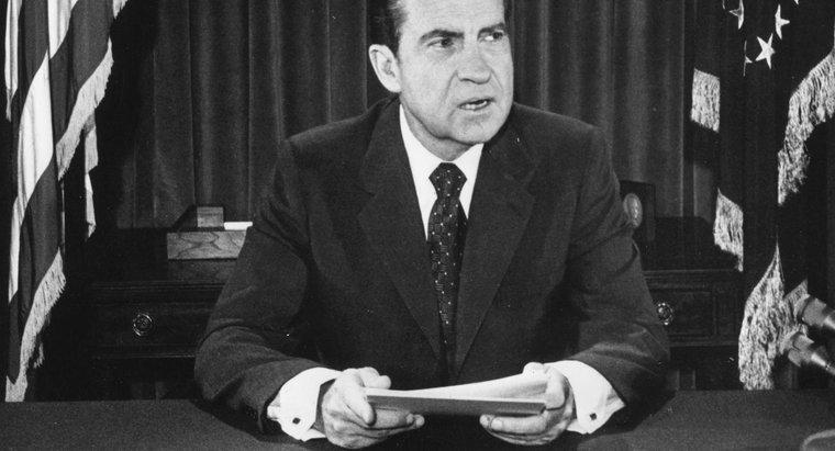Wofür ist Richard M. Nixon berühmt?
