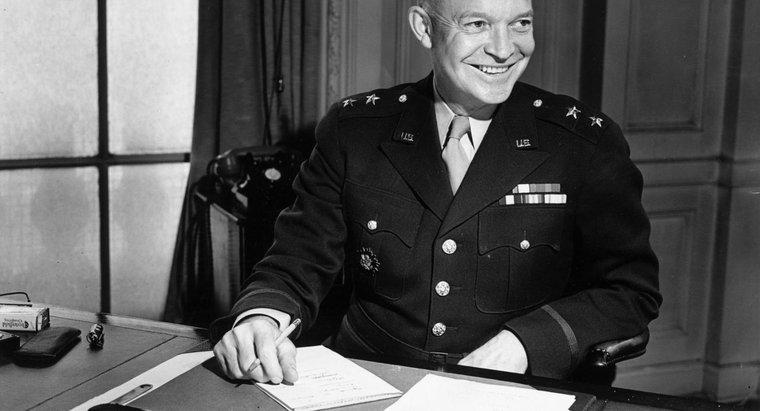 Wie kam Eisenhower zum Namen "Ike"?