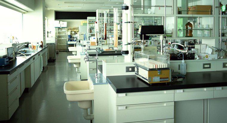 Was ist Mikrobiologie-Laborausrüstung und wie wird sie verwendet?