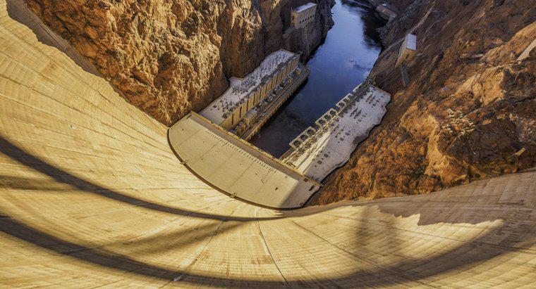 Wie viele Menschen starben beim Bau des Hoover-Staudamms?