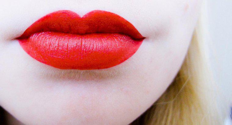 Was ist der beste rote Lippenstift für helle Haut?