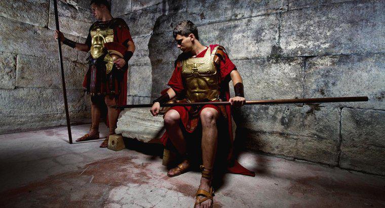 Was trugen Gladiatoren?