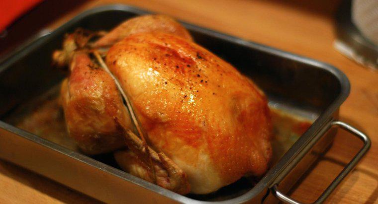 Was ist die Innentemperatur von vollständig gekochtem Hühnchen?