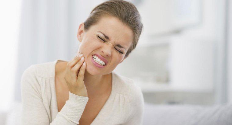Was sind einige Hausmittel für Zahninfektionen?