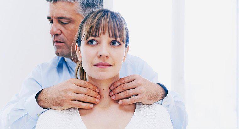 Was kann einen Knoten in den Halsdrüsen verursachen?