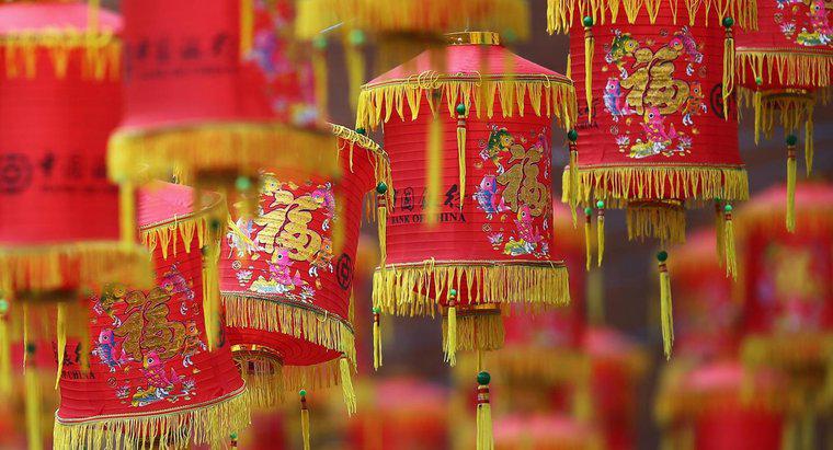 Wann wurden chinesische Laternen erfunden?