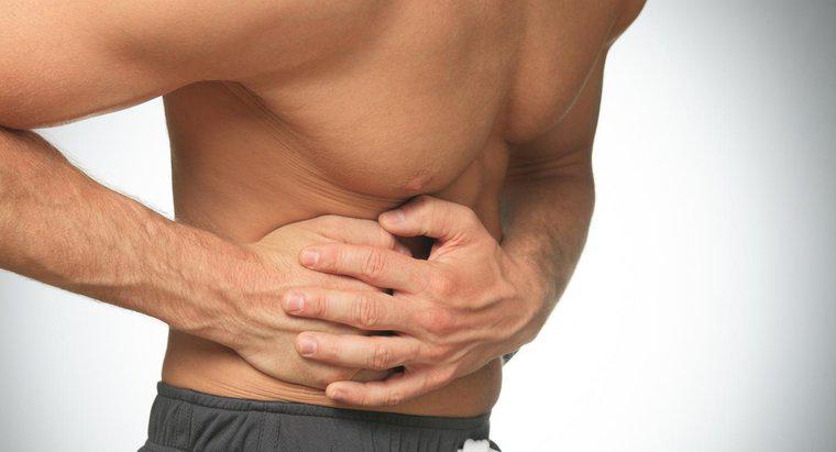 Was bedeutet ein scharfer Schmerz unter Ihrem Rücken-Brustkorb?