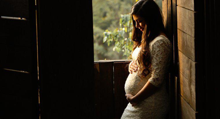 Schwangerschaft: Wann treten Schwangerschaftssymptome auf?