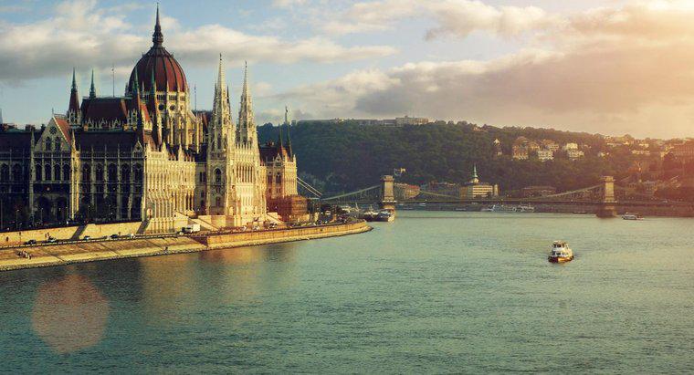 Welche Hauptstädte liegen an der Donau?