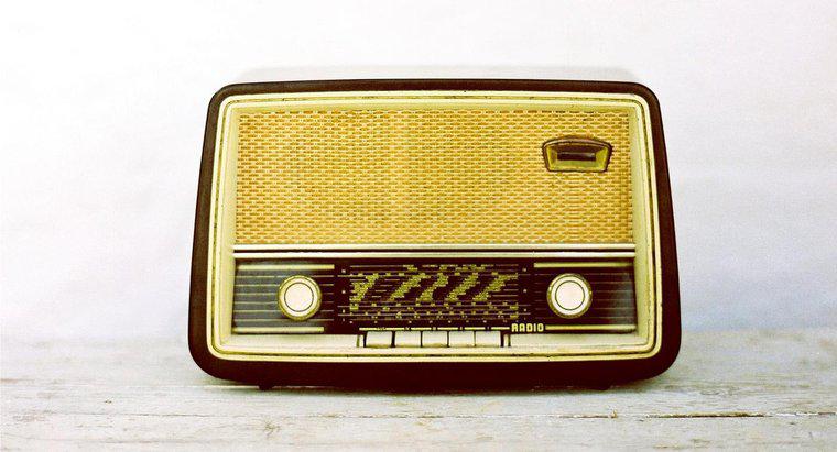 Wer erfand das erste Radio?