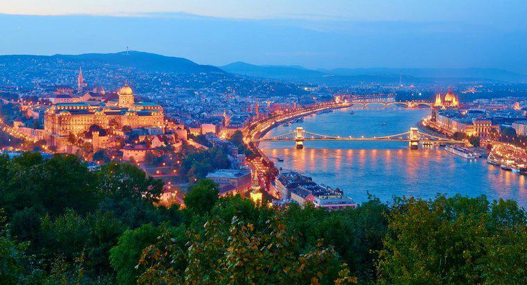 Wofür ist Budapest berühmt?
