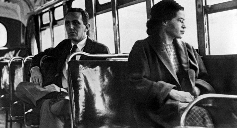 Wofür ist Rosa Parks berühmt?