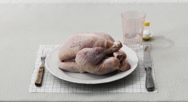 Kann man krank werden, wenn man rohes Hühnchen isst?