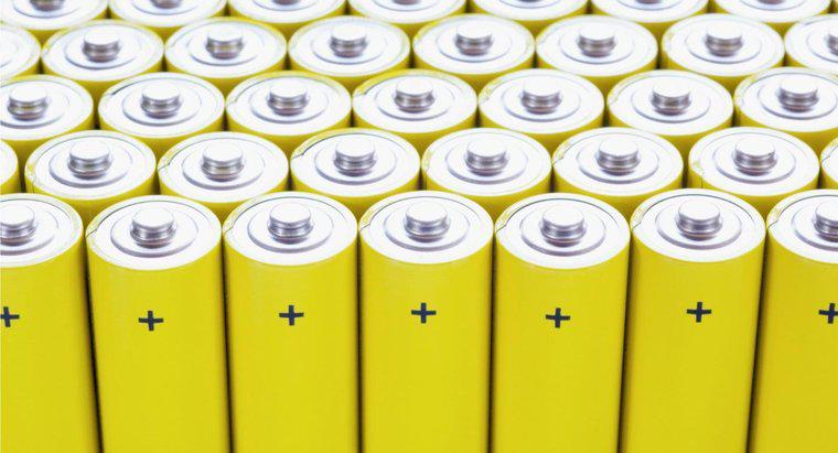 Wie viel wiegt eine AA-Batterie?
