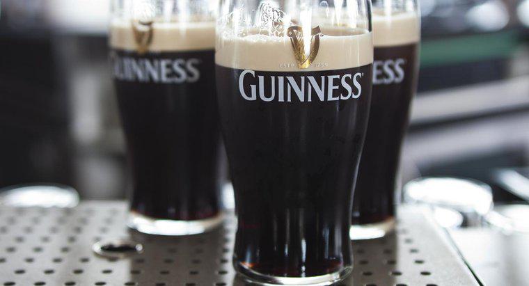 Wie hoch ist der Alkohol-Volumenprozentsatz von Guinness Extra Stout?