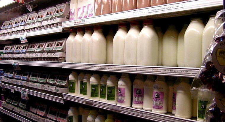 Sind Vollmilch und Vitamin-D-Milch dasselbe?