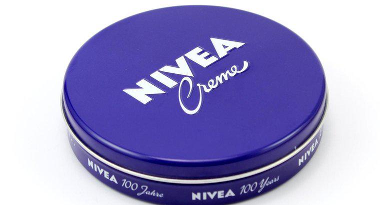 Wie verwenden Sie Nivea-Creme?