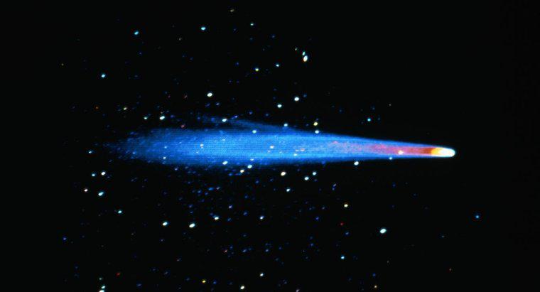 Wann kehrt der Halleysche Komet zurück?