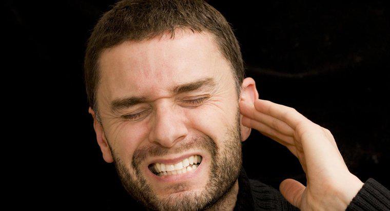 Was ist der Aberglaube über das Klingeln Ihres linken Ohrs?