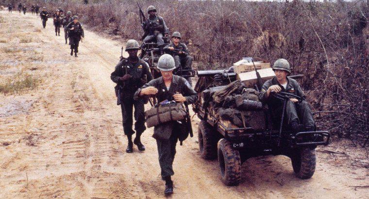 Warum haben sich die Vereinigten Staaten von Amerika in Vietnam engagiert?