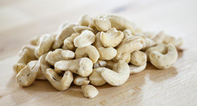 Wie viele Cashews sind in einer Portion von 1 Unze?