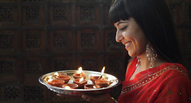 Was sind einige Diwali-Wünsche?