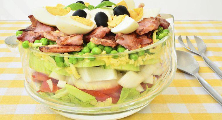Welches Dressing schmeckt am besten zu einem siebenschichtigen Salat?